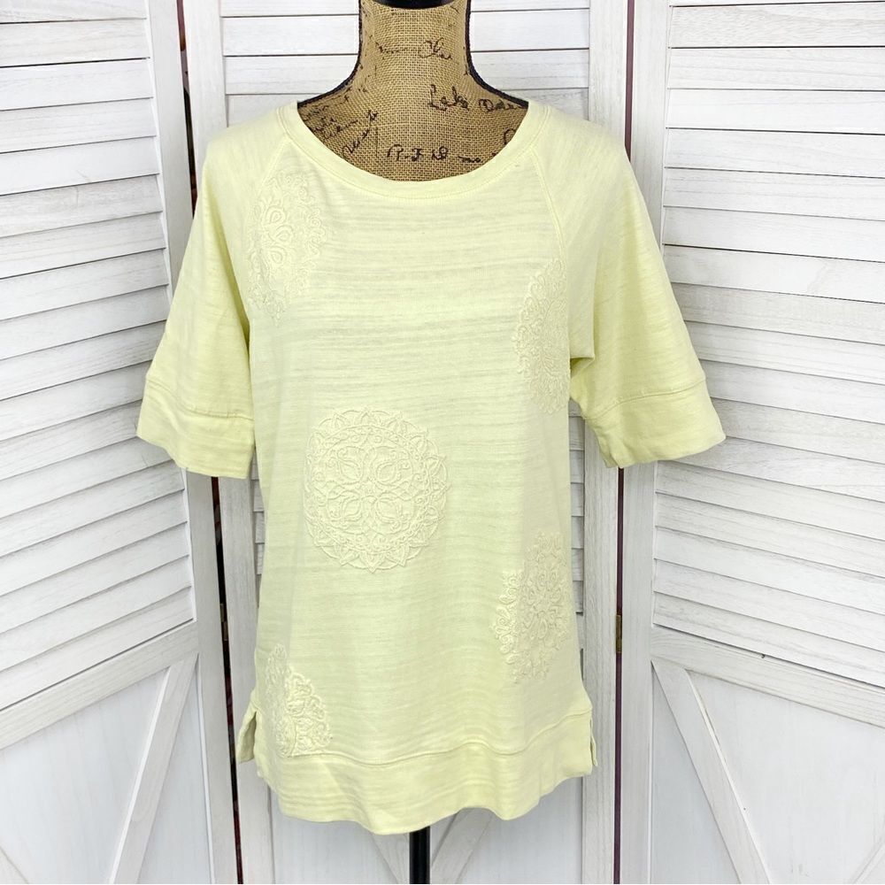 Loft‎ Embroidered Mandala Slub Knit Short Sleeve Pullover Shirt Yellow Medium